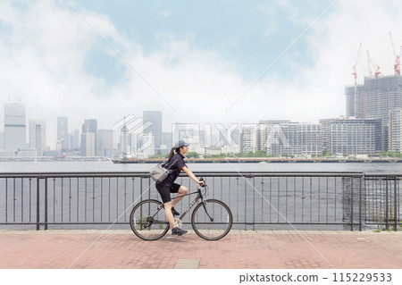 騎自行車的女人自行車 115229533