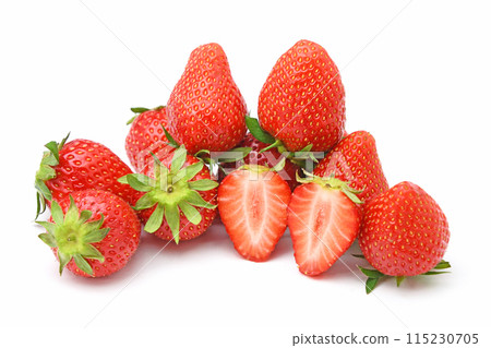 Strawberries (Yayoihime) 115230705