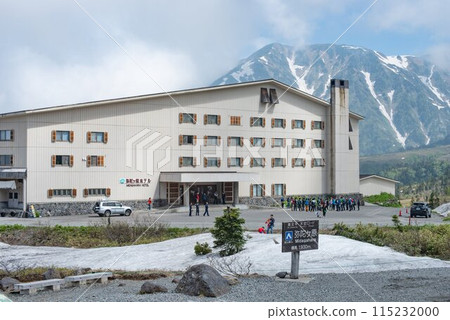 冬天的立山酒店 115232000