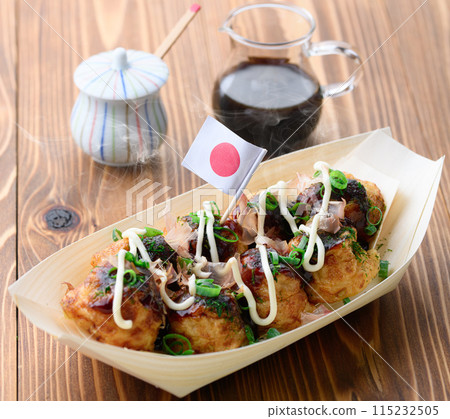 Freshly baked piping hot takoyaki 115232505