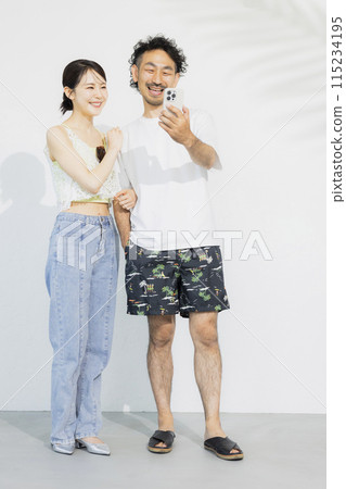 Family traveling on summer vacation Family traveling on summer vacation 115234195