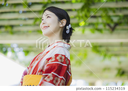 浴衣的女人 115234319