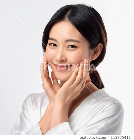 Beautiful smiling young woman beauty cosmetics skin care 115235411