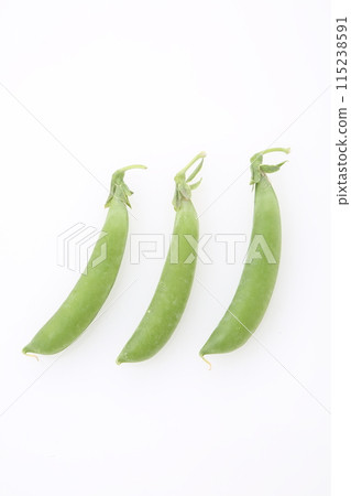 Snap peas 115238591