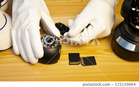 Remove the ip camera to repair cctv 115239064