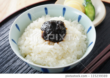 Rice with seaweed tsukudani Rice with seaweed tsukudani 115239389