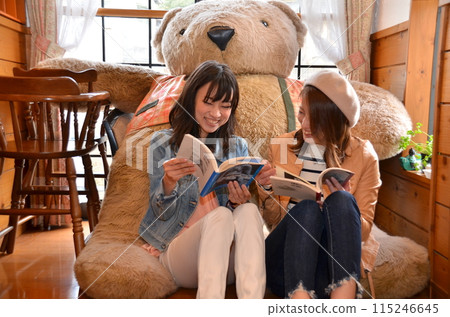 Story time in a relaxing space Story time in a relaxing space 115246645