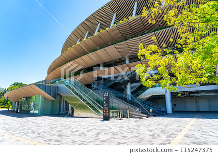 [東京]新國立競技場，碧空如洗 115247375
