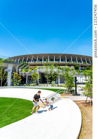 [東京]新國立競技場和都立明治公園，藍天清爽 115247456