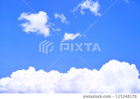 藍色的天空和雲圖像 藍色的天空和雲圖像 115248178