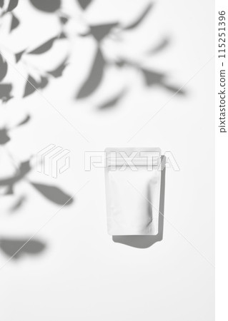 袋白色背景 袋白色背景 115251396