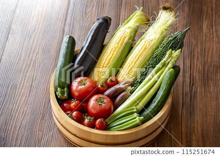 Colorful vegetables Vegetable set Colorful vegetables Vegetable set 115251674