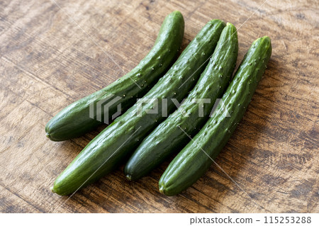 cucumber  115253288