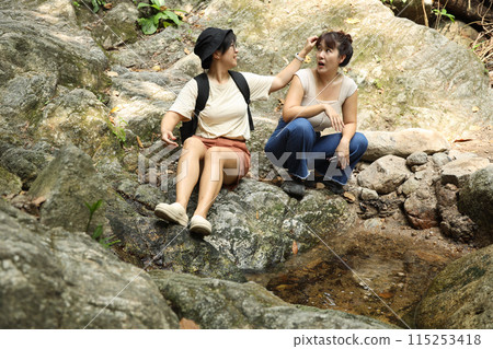 People in Nature People in Nature 115253418