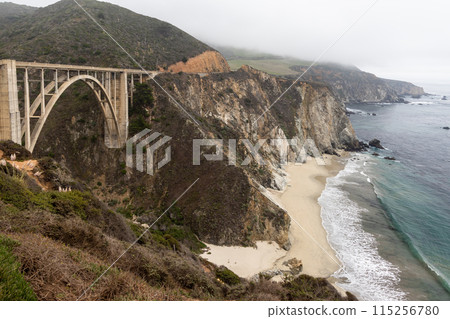 Bridge on the ocean coast 115256780