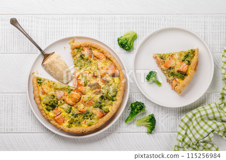 Homemade pie with salmon and broccoli 115256984