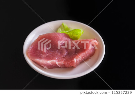 Bite-sized pork tenderloin 115257229