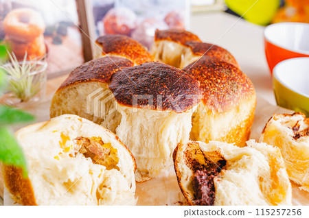 Salad and chocolate bread 115257256