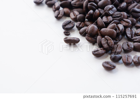 Dark roasted coffee beans 115257691