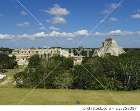 World Heritage Site: Uxmal, near Merida, Mexico 22 World Heritage Site: Uxmal, near Merida, Mexico 22 115259087