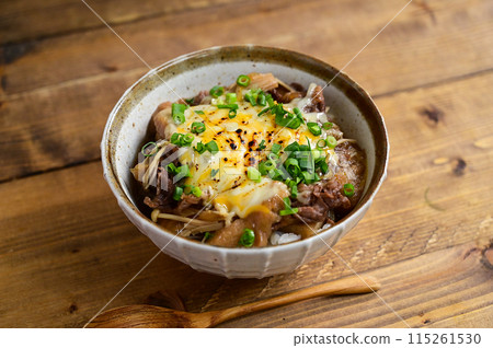 Grilled Cheese Beef Bowl 115261530