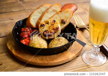 Snacks such as roasted garlic 115261547
