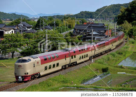 系列285臥舖快速出雲沿著歐比線運行 系列285臥舖快速出雲沿著歐比線運行 115266678