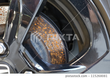 Brake disc rust 115268081