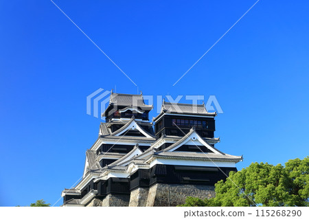 [Kumamoto Prefecture] Kumamoto Castle (main and small towers) on a clear day 115268290