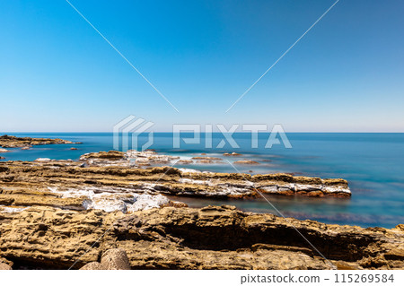小伊豆海岸的洗石（島根縣出雲市木津町） 白天長時間曝光 115269584