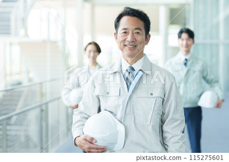 工程師工人肖像 115275601