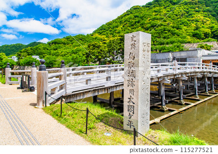 Tottori Castle Ruins: Giboshu Bridge 115277521