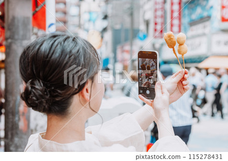 女性觀光大阪新世界 115278431