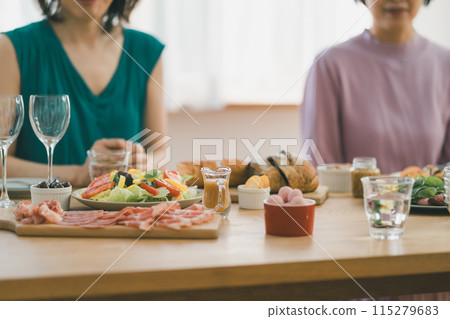 dietary, meal, lunch 115279683