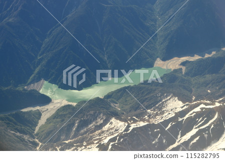 高瀨水壩上方（長野縣大町市） 115282795