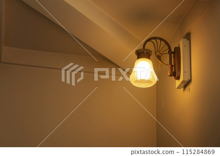 The retro interior of Osaka City Central Public Hall 115284869