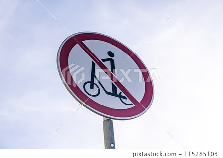 Scooter ban. Sign prohibiting movement on a scooter on a city street 115285103