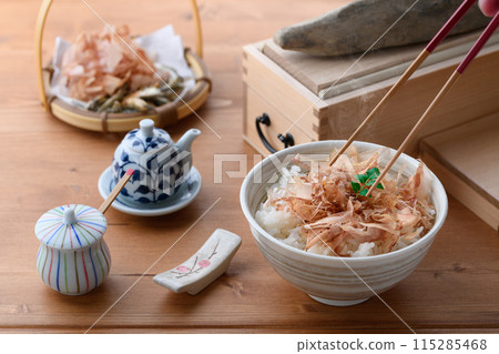 Nekomanma(鰹魚片飯) 米飯 Nekomanma(鰹魚片飯) 米飯 115285468
