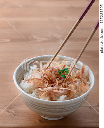 Nekomanma (rice with bonito flakes) 115285505