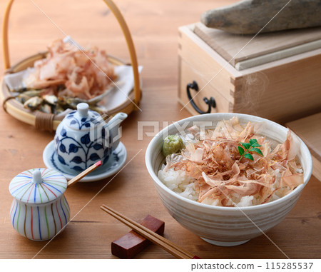 Nekomanma(鰹魚片飯) 米飯 Nekomanma(鰹魚片飯) 米飯 115285537