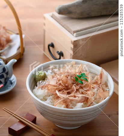 Nekomanma(鰹魚片飯) 米飯 Nekomanma(鰹魚片飯) 米飯 115285539