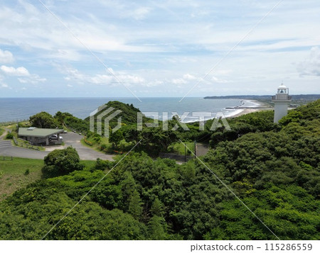 Chiba, Isumi, Taitozaki Lighthouse (drone aerial photography) Chiba, Isumi, Taitozaki Lighthouse (drone aerial photography) 115286559