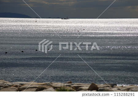瀨戶內海波光粼粼 瀨戶內海波光粼粼 115288291