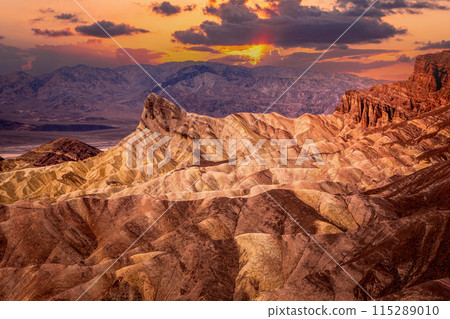 Zabriskie point, death valley, california, usa Zabriskie point, death valley, california, usa 115289010