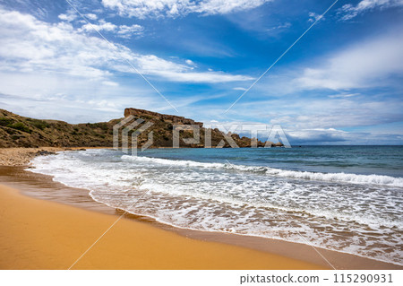 Golden Bay and beach (Ghajn Tuffieha) with turquoise, azure sea. Malta 115290931