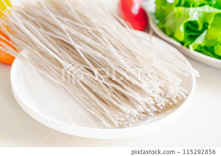Sweet potato vermicelli 115292856