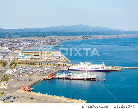 青森港和青森市街景（青森縣） 115293074