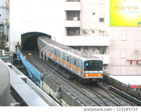 東京地鐵銀座線01系澀谷站搬遷工作前 東急百貨店東橫店東館 2012.5.4 東京地鐵銀座線01系澀谷站搬遷工作前 東急百貨店東橫店東館 2012.5.4 115293737