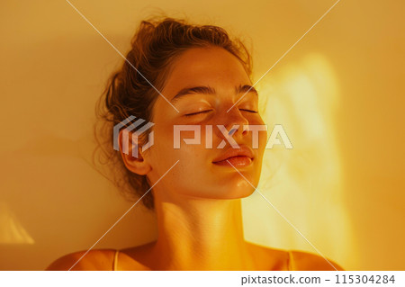 A Blissful Glow: Tranquil Features in the Mid-Morning Contouring Light A Blissful Glow: Tranquil Features in the Mid-Morning Contouring Light 115304284