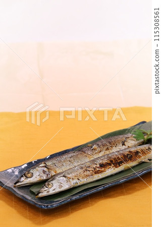 秋刀魚烤魚配菜 115308561